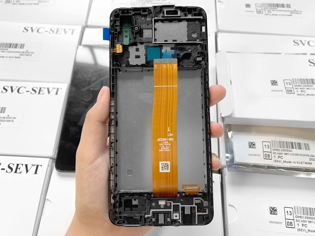 Profesjonalny wysokiej jakości oryginalny pakiet serwisowy LCD A022 Core telefon komórkowy LCD komórkowy wyświetlacz LCD dla  A01 Core