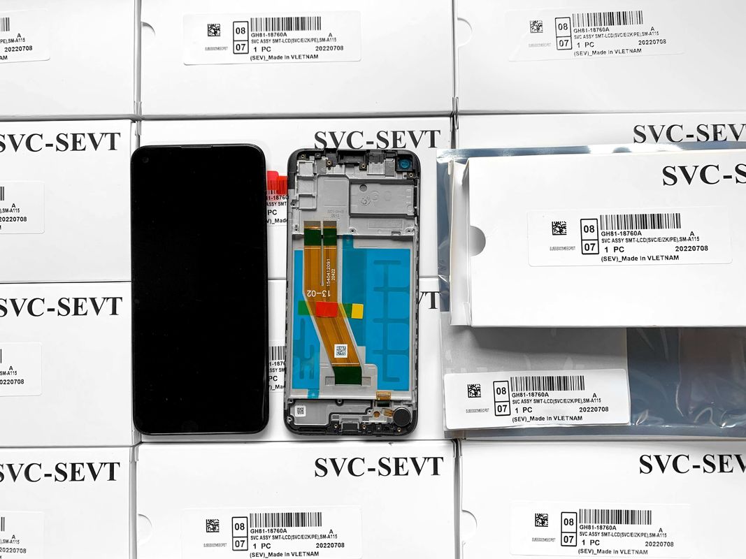 100% oryginalny LCD A11 do ekranu telefonu
